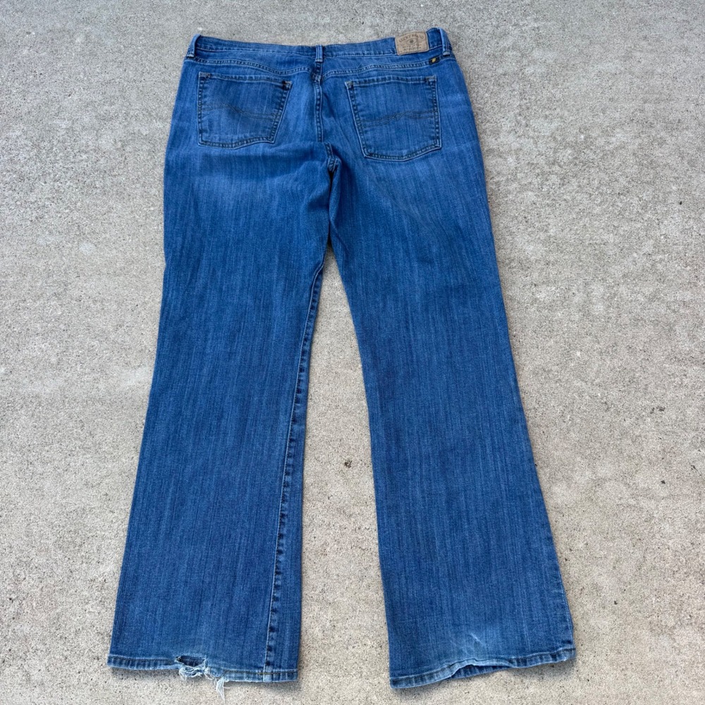 Lucky Brand Sweet N Low Bootcut Jeans Womens 16/33 Medium Wash Blue Low Rise - Picture 5 of 11